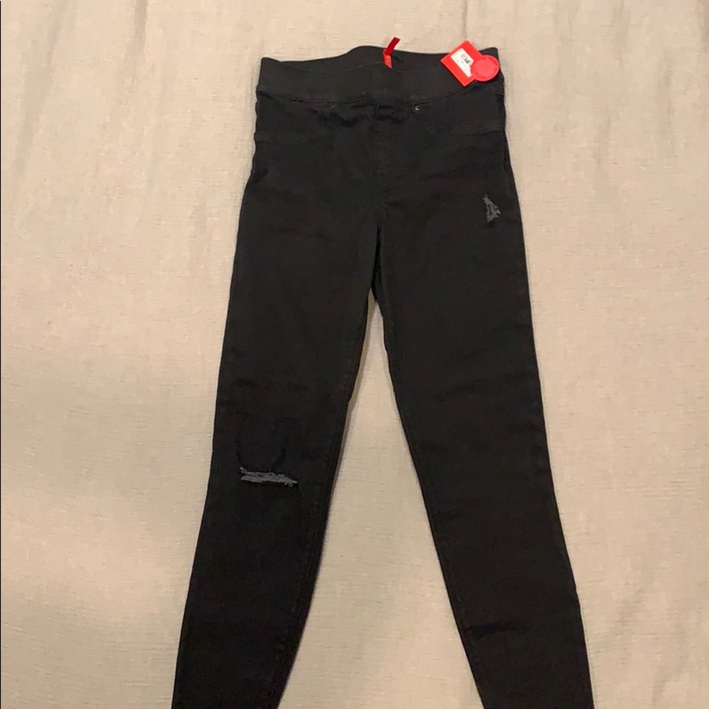Vintage Distressed Ankle Skinny Jeans